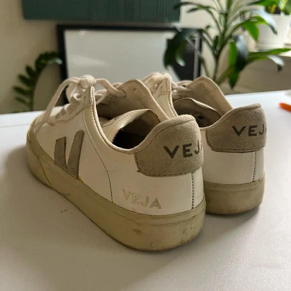 Veja Cream Casual Sneakers - Picture 4 of 6